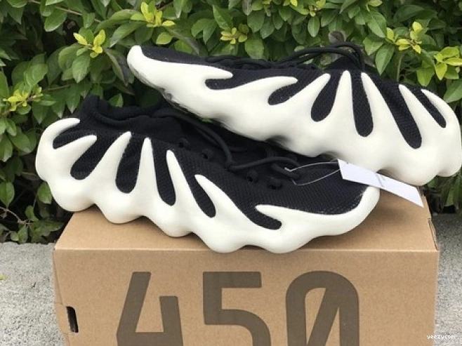 Adidas Yeezy Cloud Black 450 H68049 1218